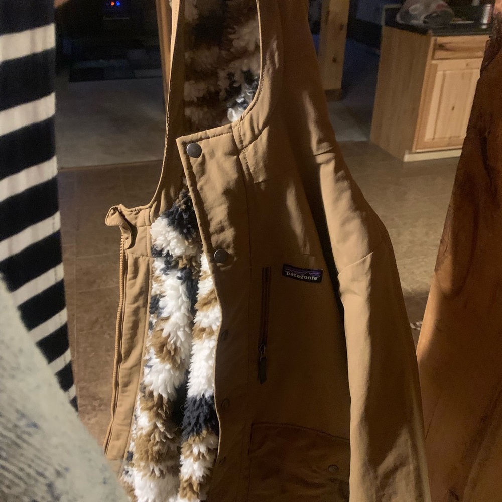 Patagonia boys winter jacket excellent condition